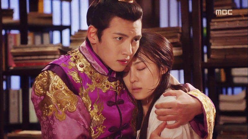 Cuplikan drama Korea Empress Ki produksi MBC dalam salah satu adegan serial berlatar era kerajaan masa lampau.