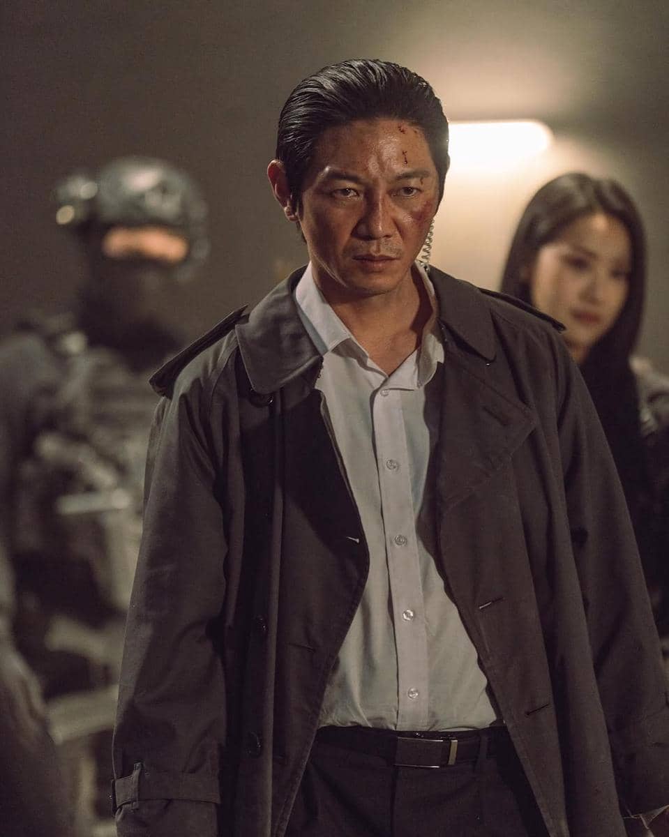 Won Hyun Jun di drama Agent Kim Reactivated