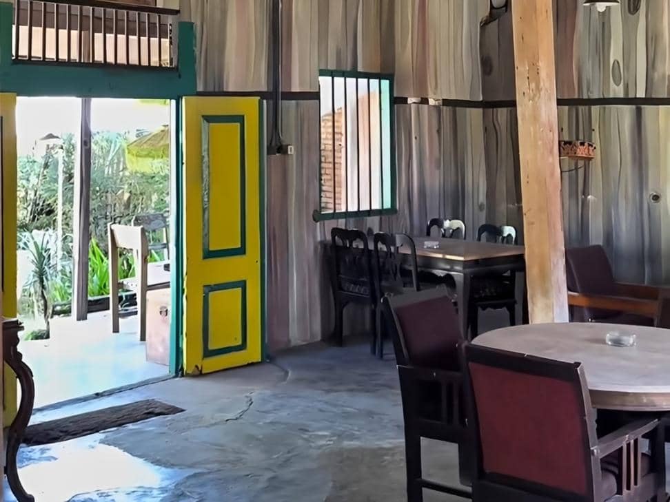potret nuansa di dalam Taseroh Kopi Singosari