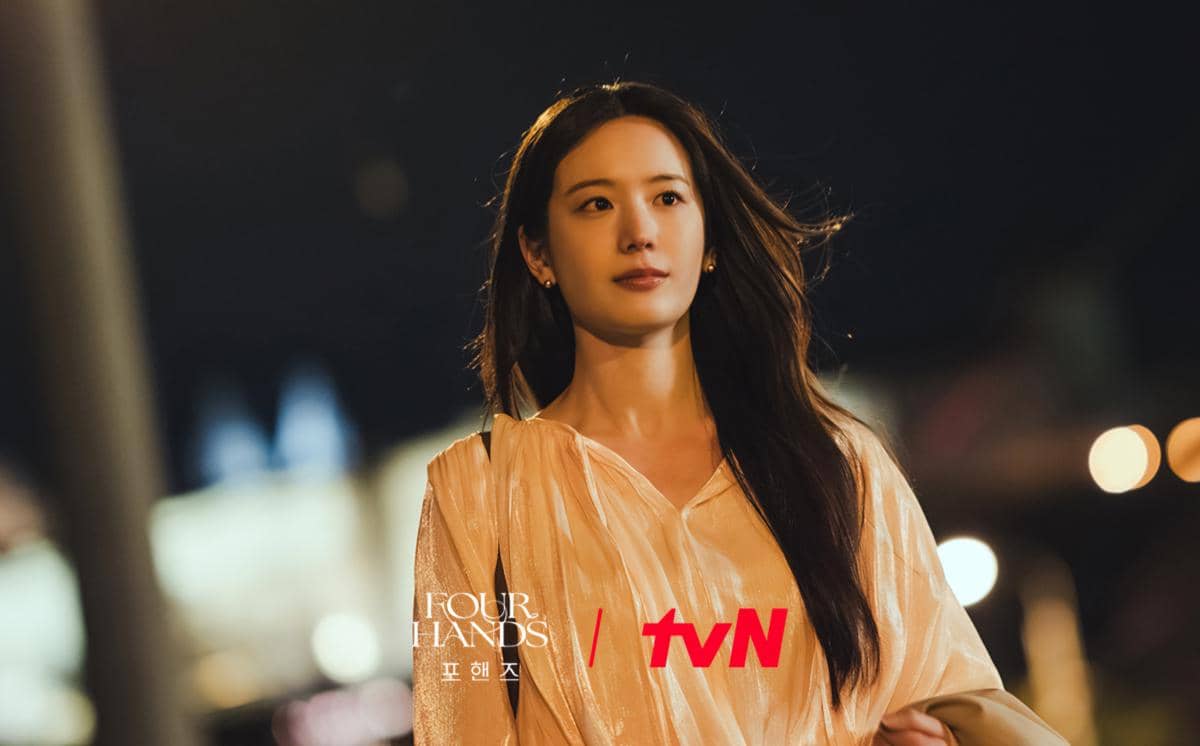 Jang Gyu Ri di Four Hands, Two Sonatas