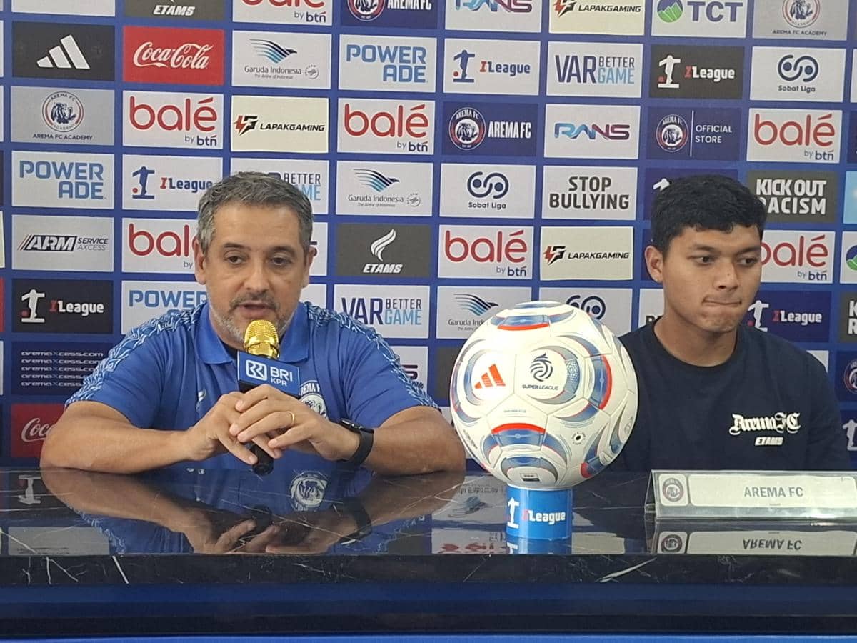 Jelang Derby Jatim, Pelatih Arema FC Persiapkan Senjata Rahasia