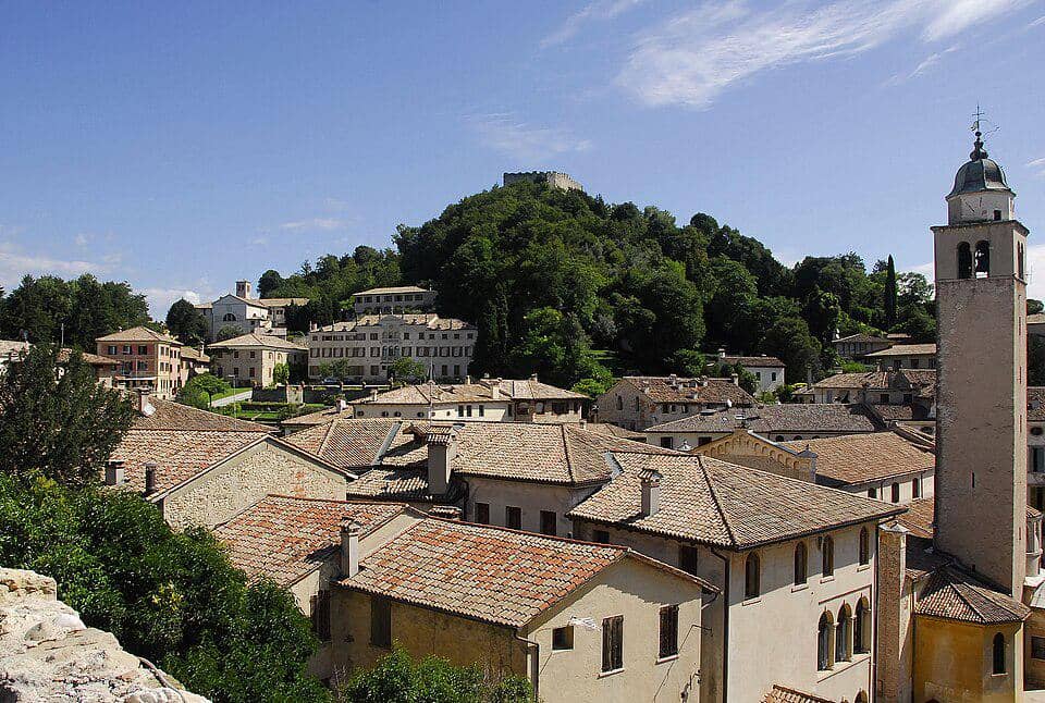 Kota Asolo di Italia