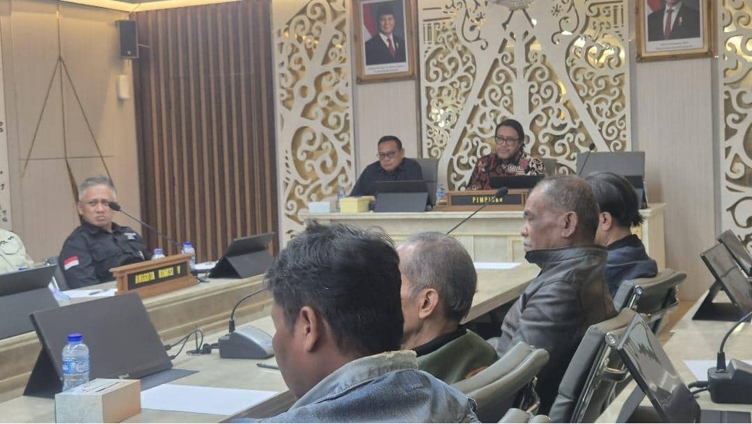 35 PKL Monju Mengadu ke DPRD Jabar, Tagih Janji Relokasi Pemprov