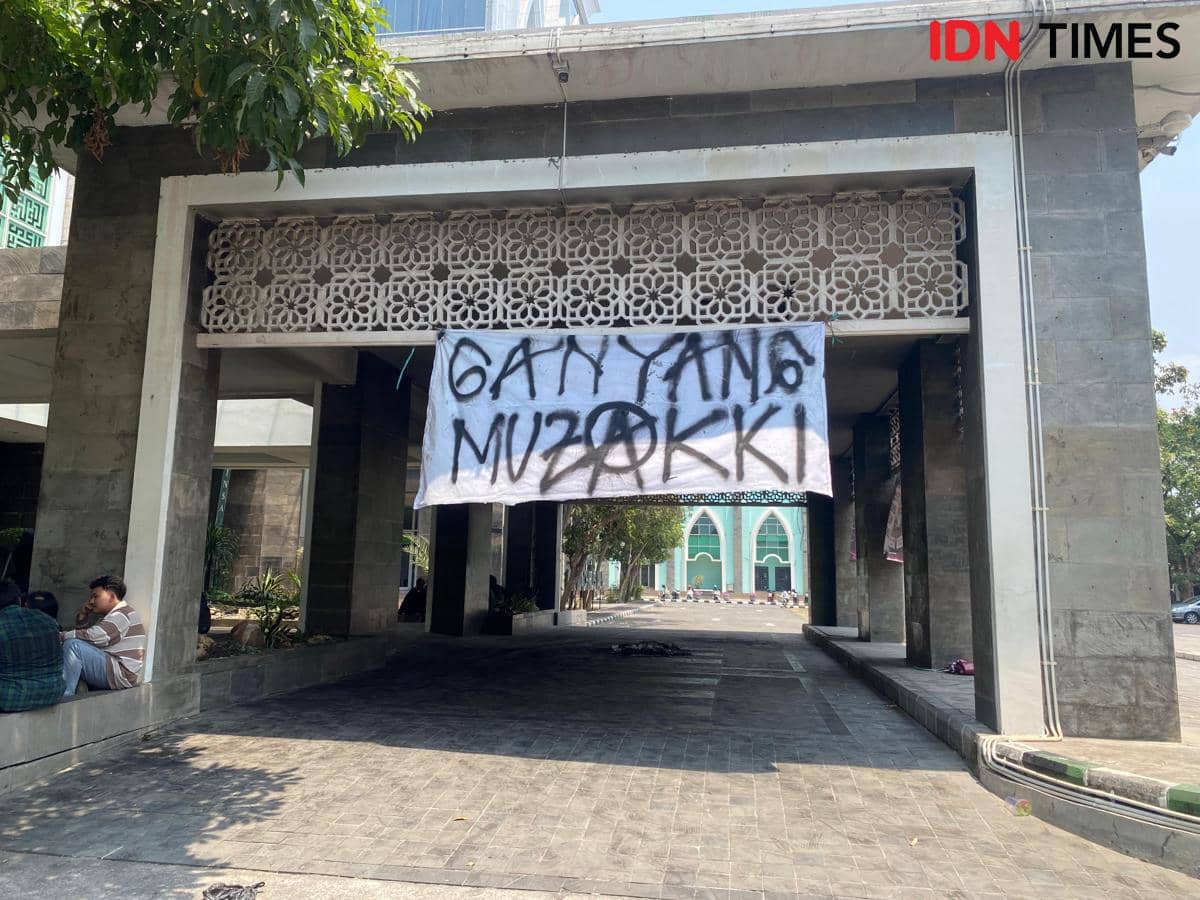 Dosen Ikut Tolak Pelantikan Kembali Muzakki jadi Rektor UINSA