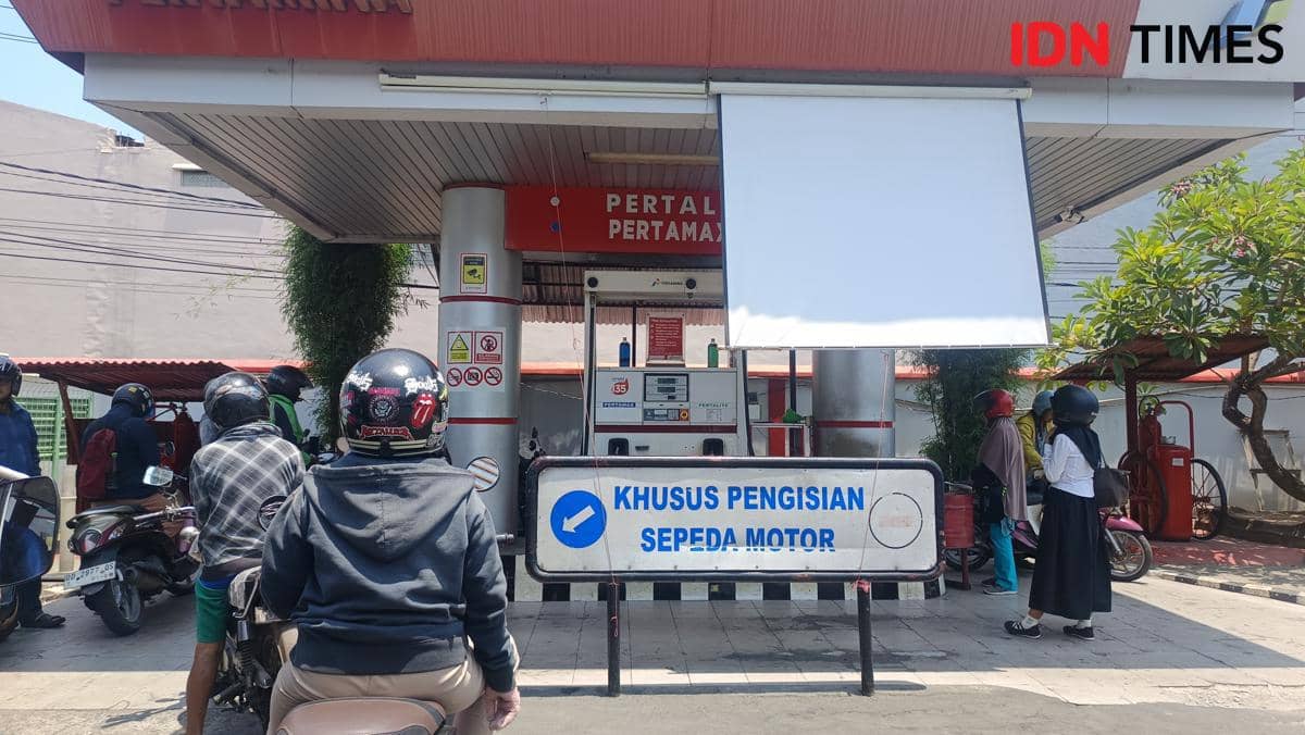 Distribusi BBM Makassar Mulai Lancar, Antrean Panjang Berangsur Hilang