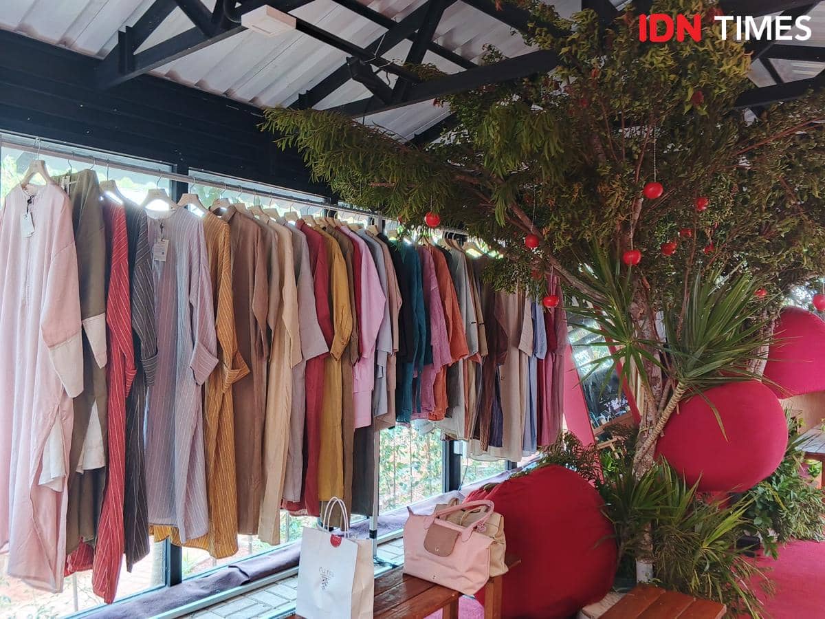 Grand Opening of 26° Rhapsody Summer Marché Vol. II yang diselenggarakan di Barnyard, Jakarta Selatan, pada Kamis (17/9/2026)