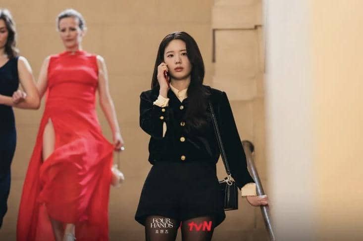 Still cut drama Four Hands, Two Sonatas