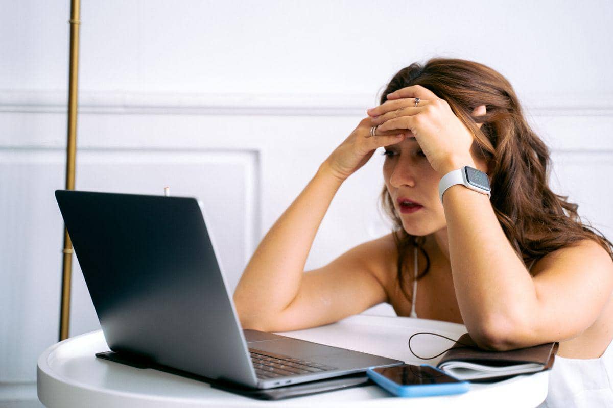 Burnout atau Sistem Kerja Tak Adil? Ini Cara Membedakannya