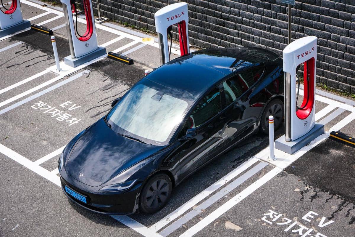 5 Alasan Cuaca Panas Bisa Mempercepat Penurunan Baterai Mobil Listrik