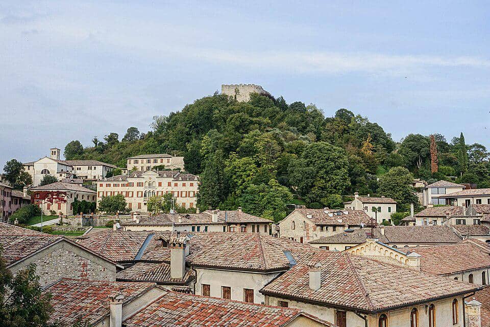 Kota Asolo di Italia
