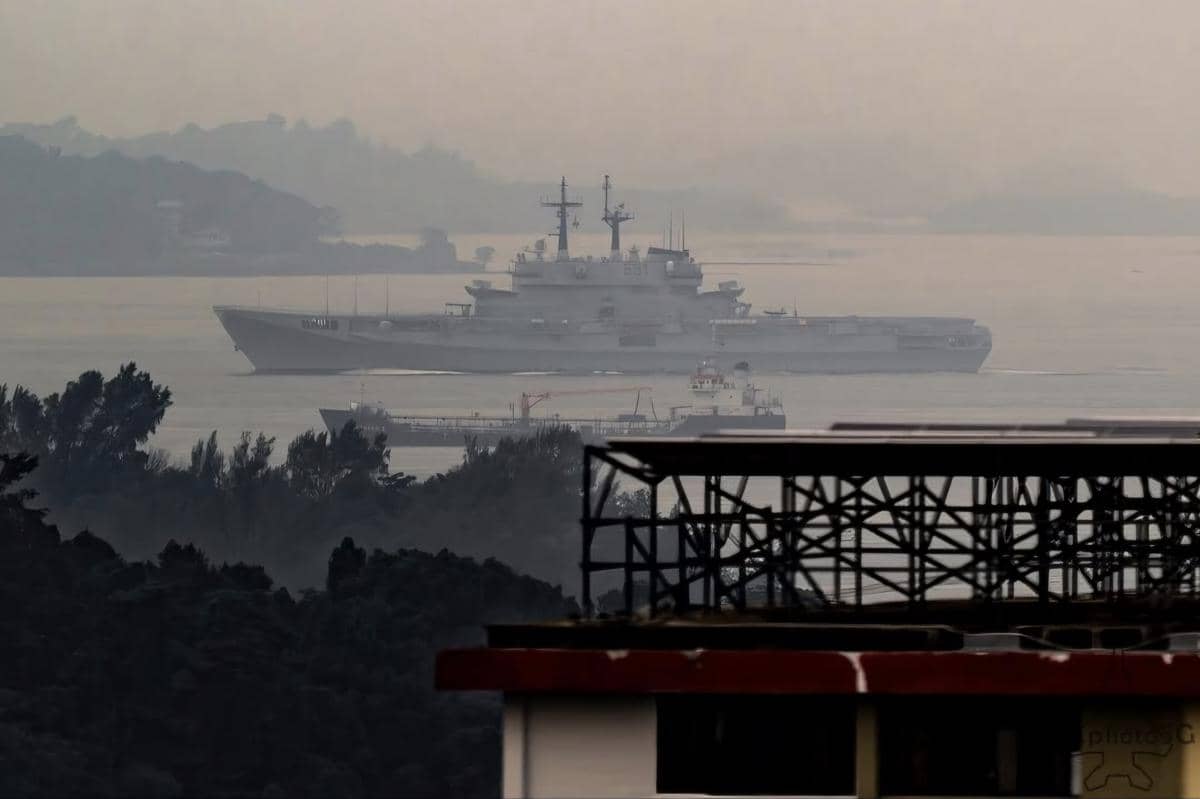 Kapal Induk Garibaldi Sudah Lewat Batam, Segera Bersandar di Jakarta