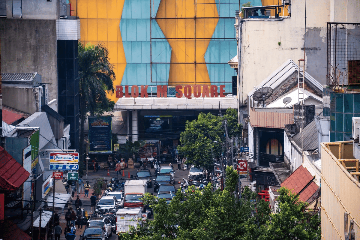 Kenapa Turis Malaysia Suka Wisata ke Blok M? Ini Alasannya