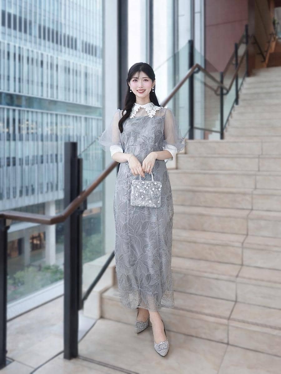 Kadowaki Reina mengenakan OOTD dress dalam unggahan Instagram sebagai inspirasi gaya busana sehari-hari.