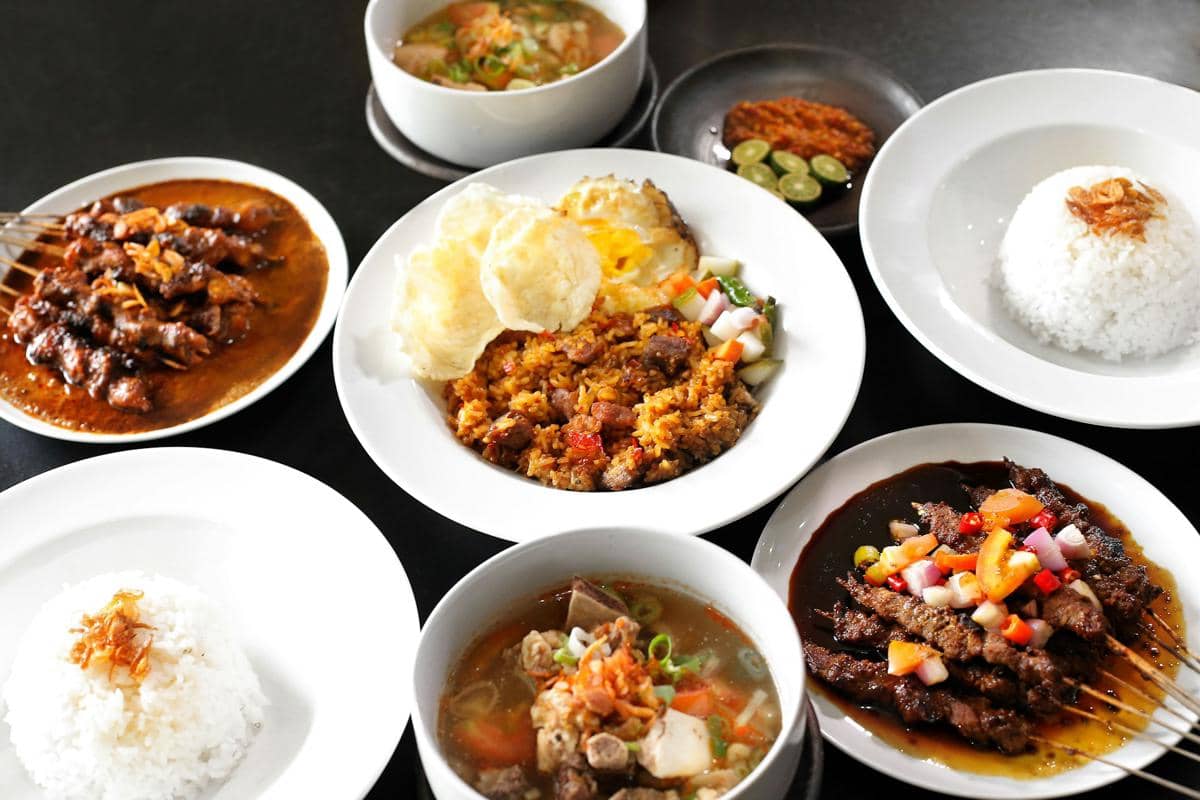 Makan Apa Dekat Tangcity Mall? Ini 6 Rekomendasi GrabFood di Sekitarnya