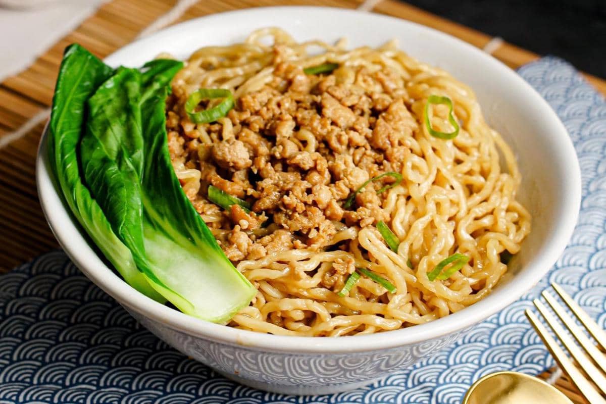 menu makanan Hai Bakmi