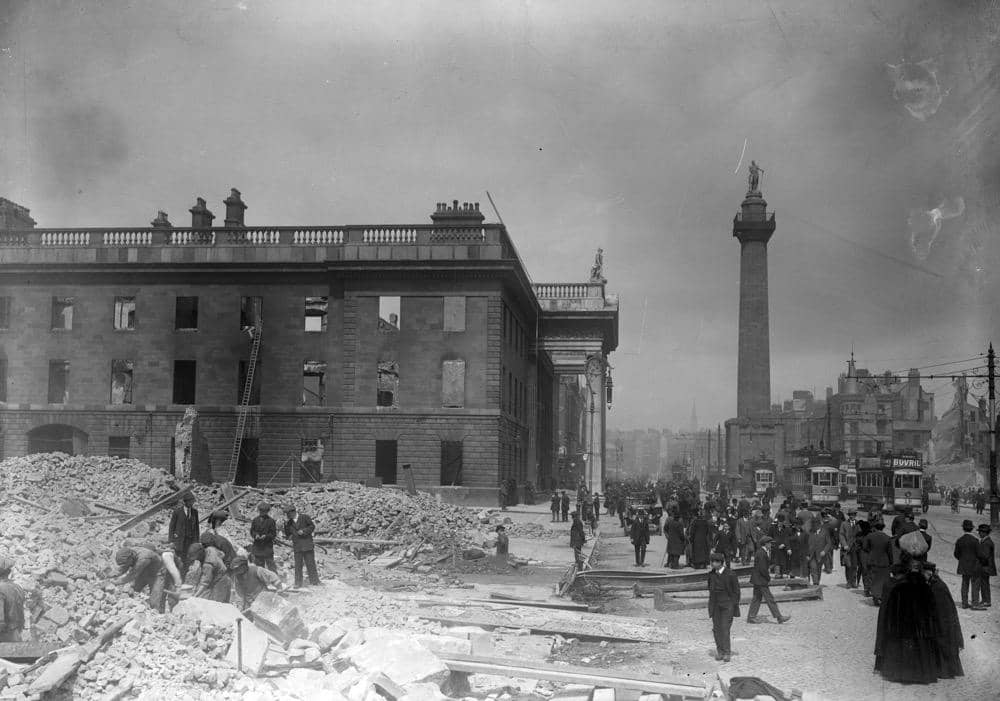 suasana di Sackville Street setelah Easter Rising