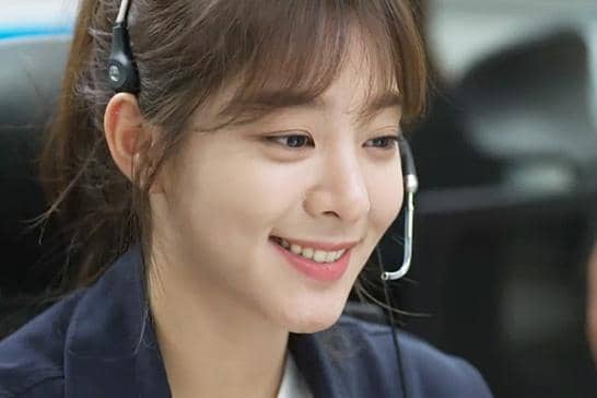 Cuplikan adegan drama Korea Sunny Again Tomorrow produksi KBS, memperlihatkan para pemeran dalam sebuah adegan.