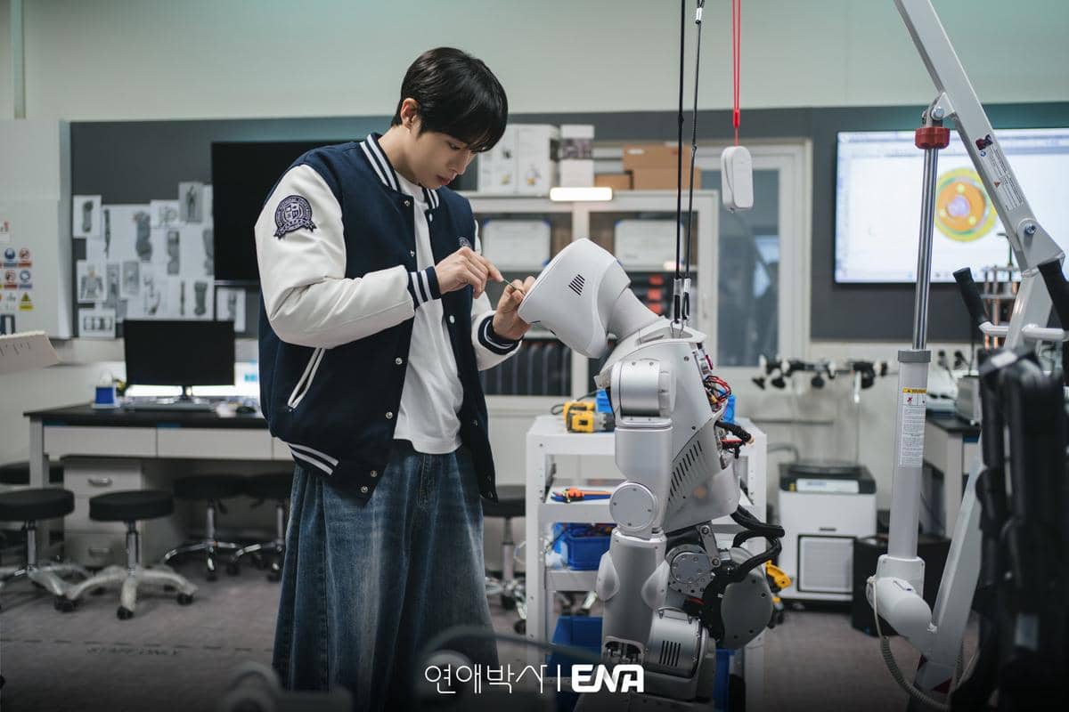 7 Still Cuts Choo Young Woo di Between Steps, Jadi Mahasiswa S3!