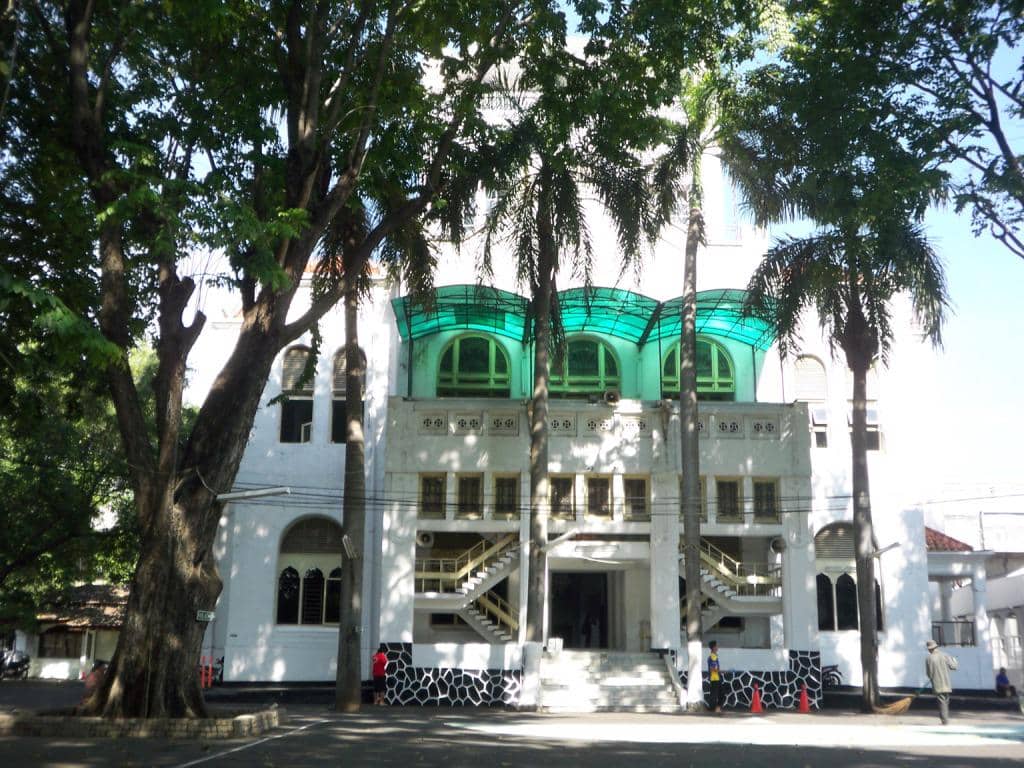 Fakta Unik Cut Meutia, Masjid Unik Tanpa Kubah di Jakarta Pusat
