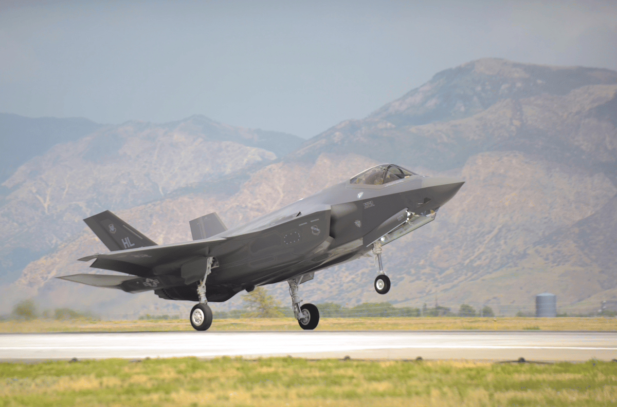 jet tempur F-35