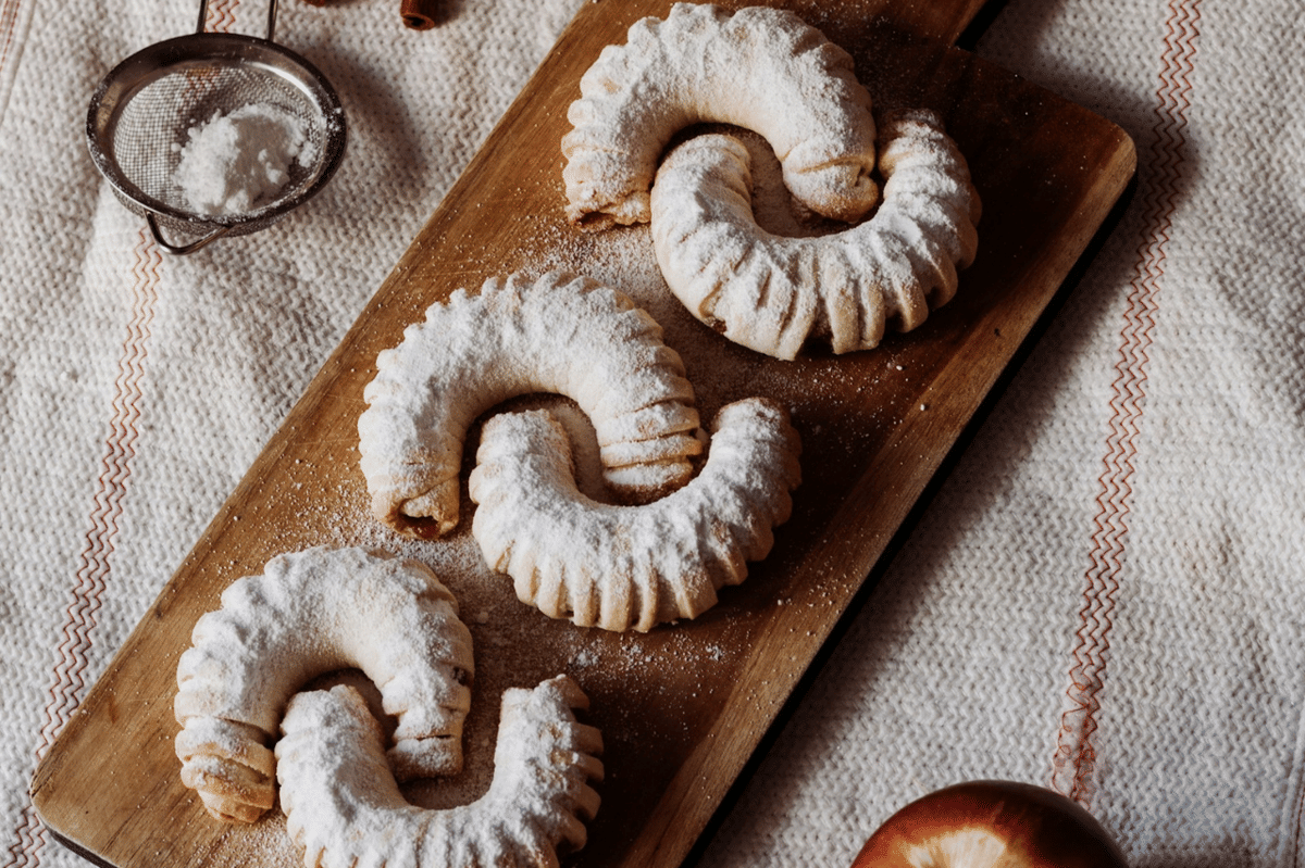 Resep Pastry Cakar Beruang Isi Almond, Flaky dan Buttery!