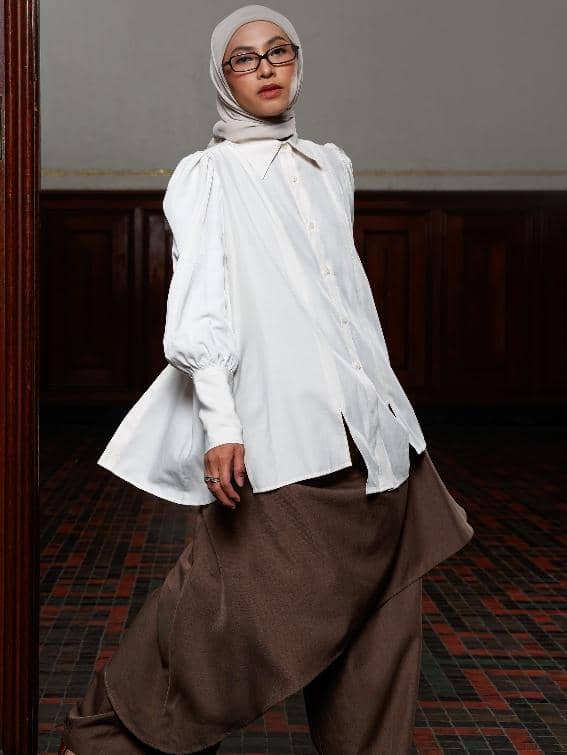 THENBLANK X Feby Putri - Nara Shirt