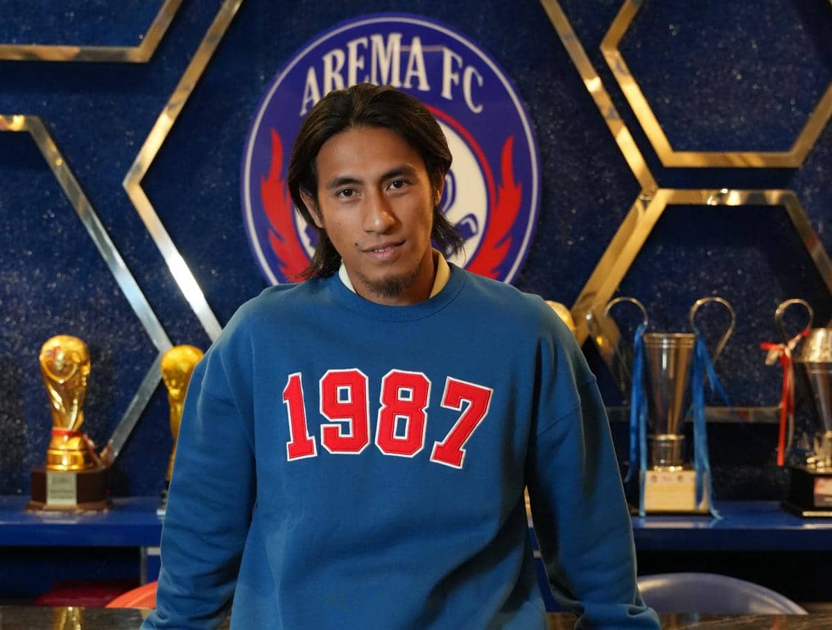 Masih Berkutat dengan Cedera, Arema justru Pulangkan Hanif Sjahbandi