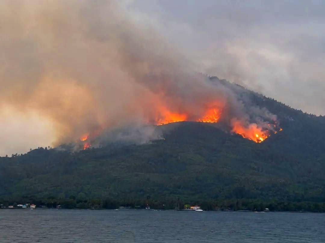12 Hari Gunung Awu di Sulut Terbakar, 1 Pendaki Jadi Tersangka