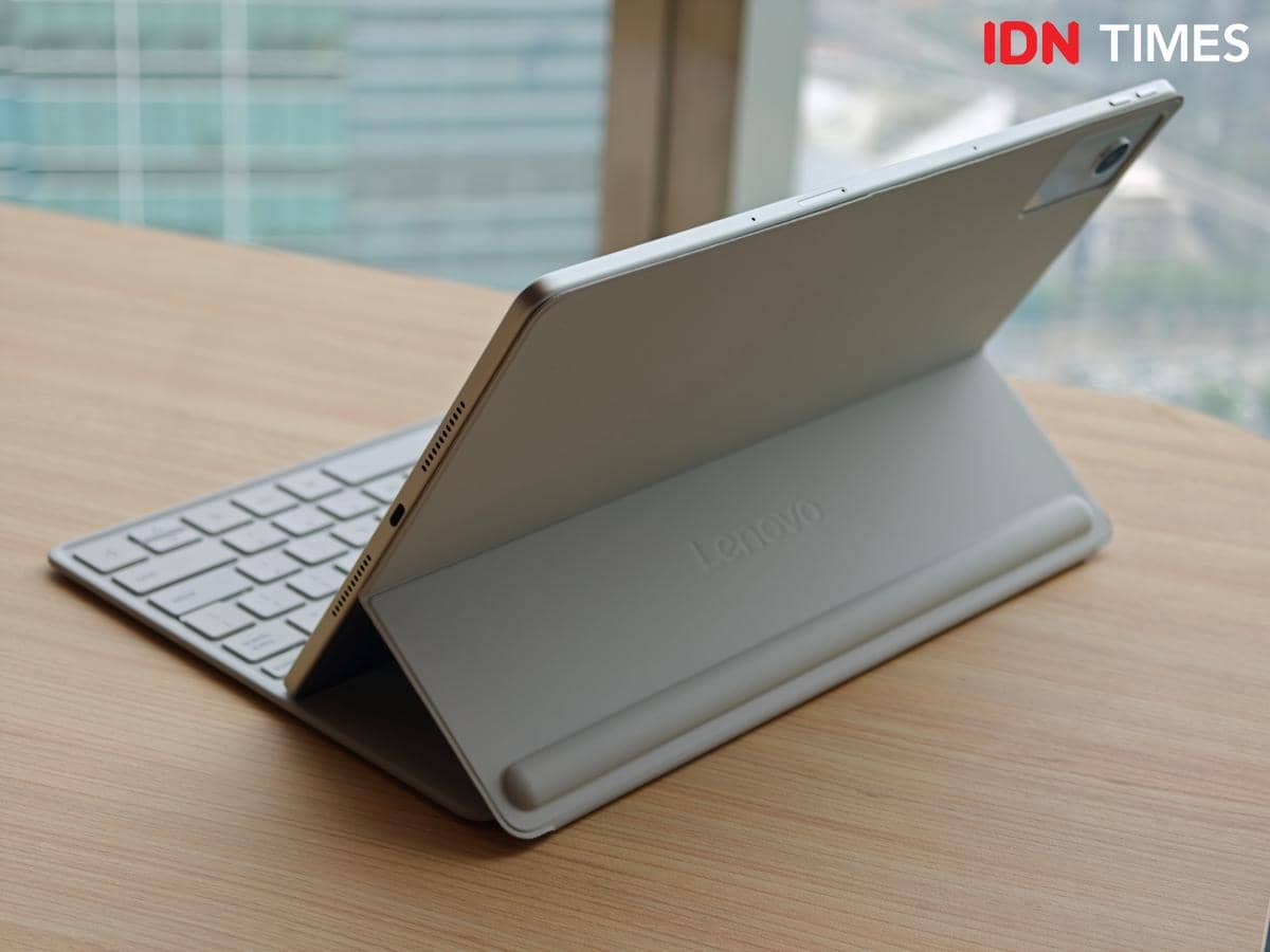 Hands On Lenovo Idea Tab Plus, Tablet 12 Inci yang Menarik