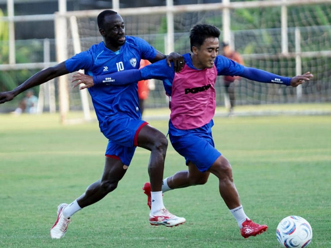 Fokus Pemain Disorot, Isenmulang Waspadai Kekuatan Bhayangkara FC