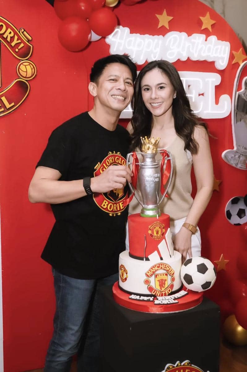 momen Wulan Guritno beri kejutan di acara ultah Ariel NOAH