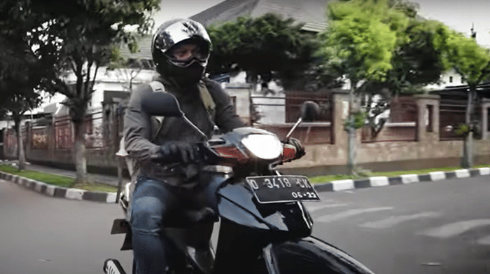 koleksi motor ariel noah