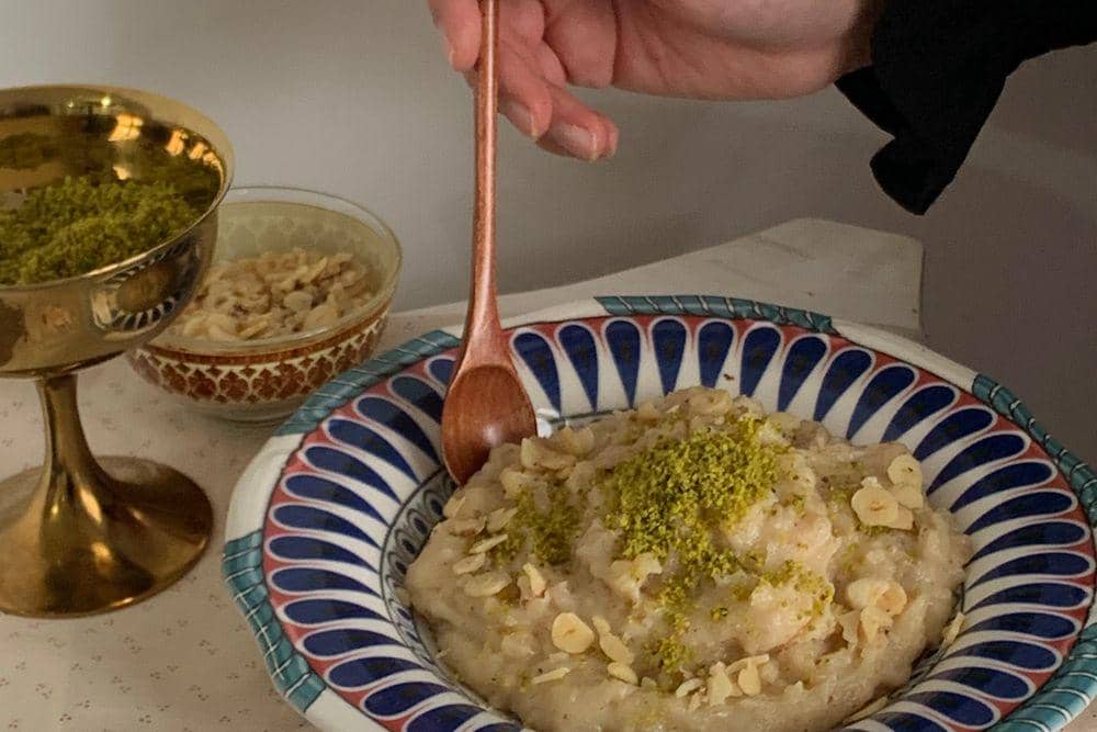 Resep Keşkül, Puding Susu Almond Khas Turki yang Mudah Bikinnya!