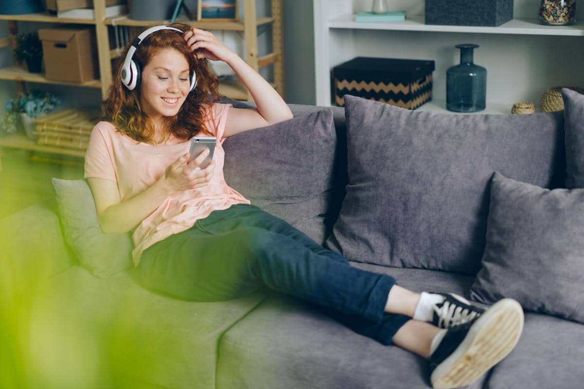 5 Zodiak yang Betah di Rumah Saat Weekend, Cancer Paling Homey