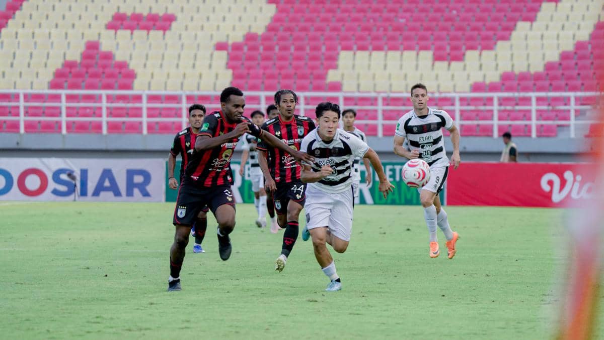 Laga Kendal Tornado VS Persipura Jayapura Berakhir dengan Skor 0-0