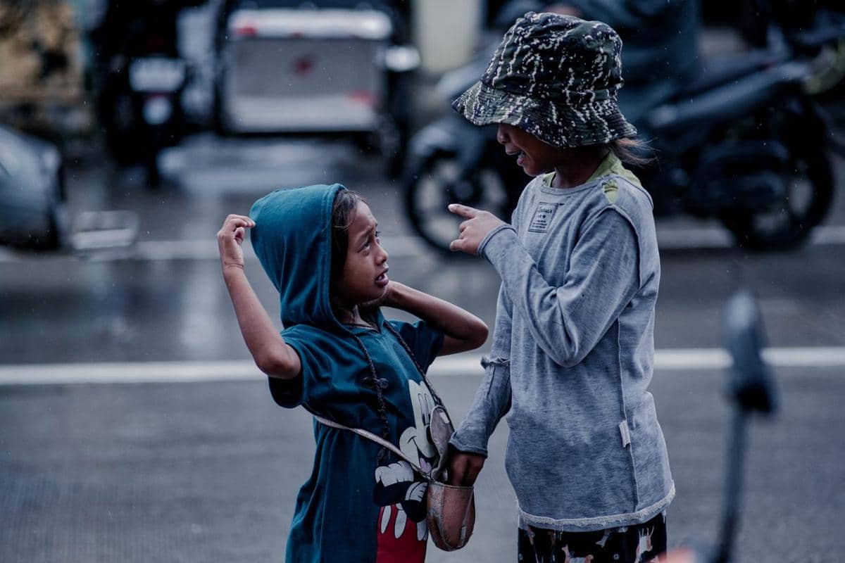 kakak menasihati adik