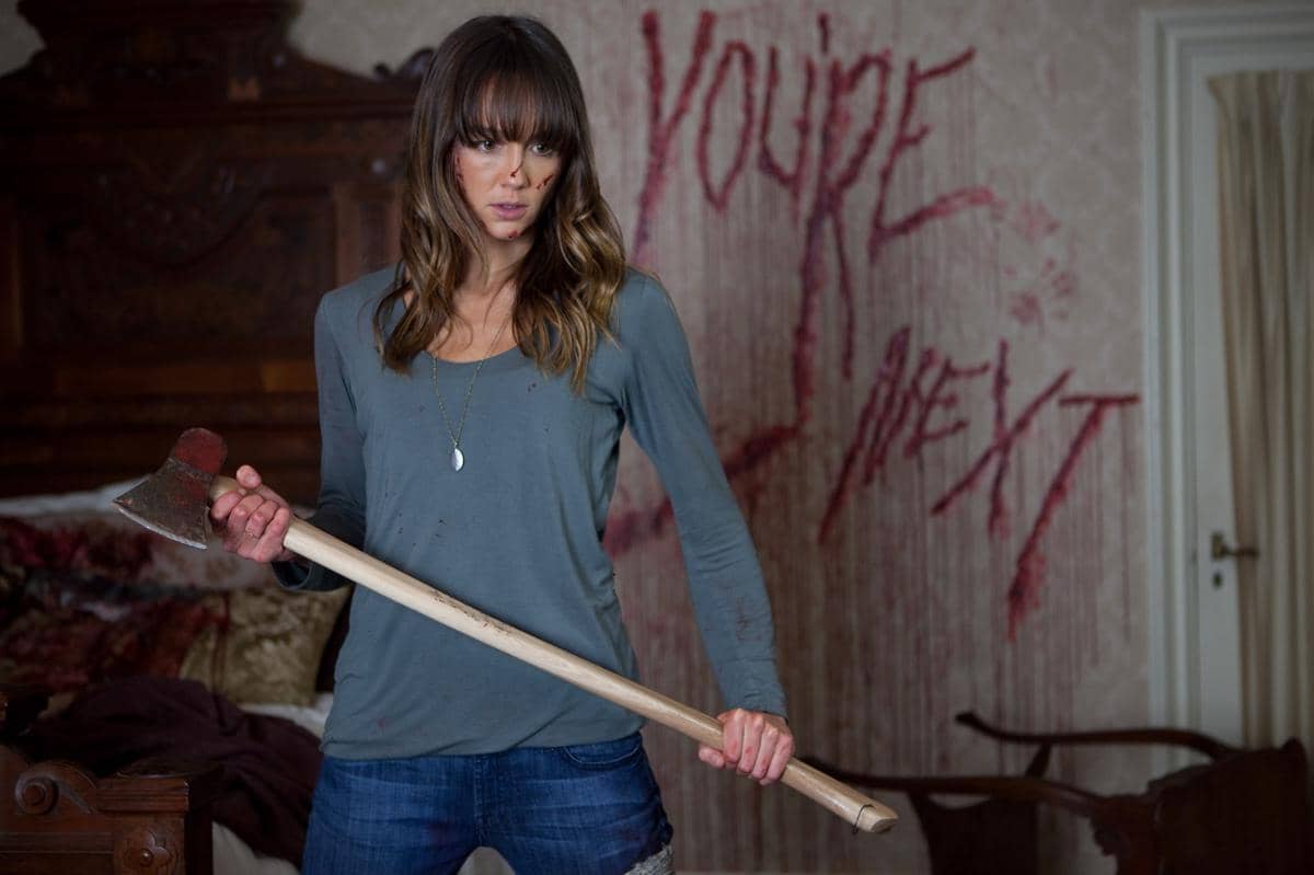 adegan dalam film You're Next