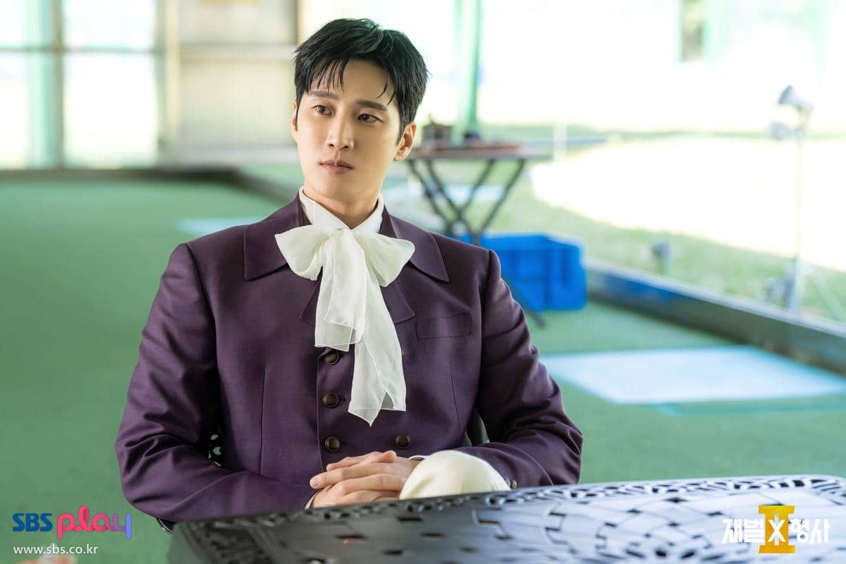 still cuts drama Flex X Cop 2