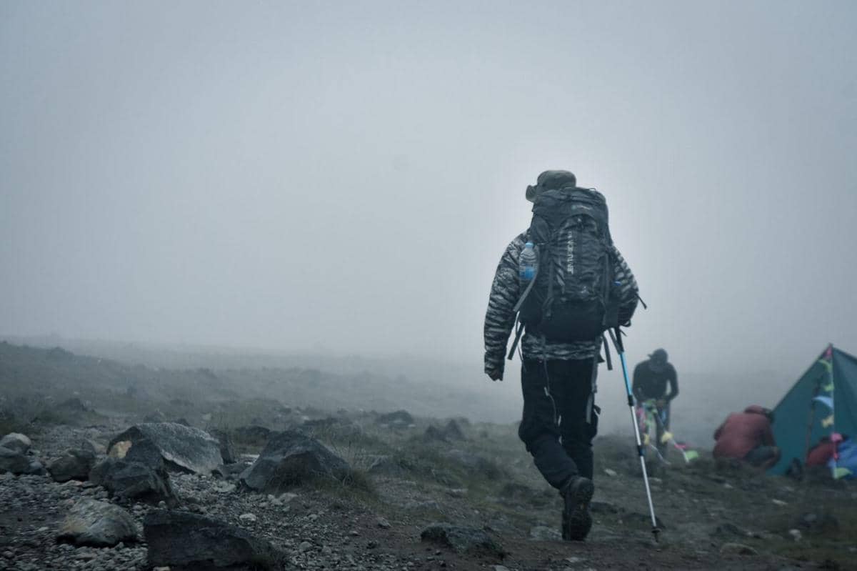 5 Alasan Pakaian Katun Kurang Ideal untuk Mendaki Gunung, Pendaki Wajib Tahu!