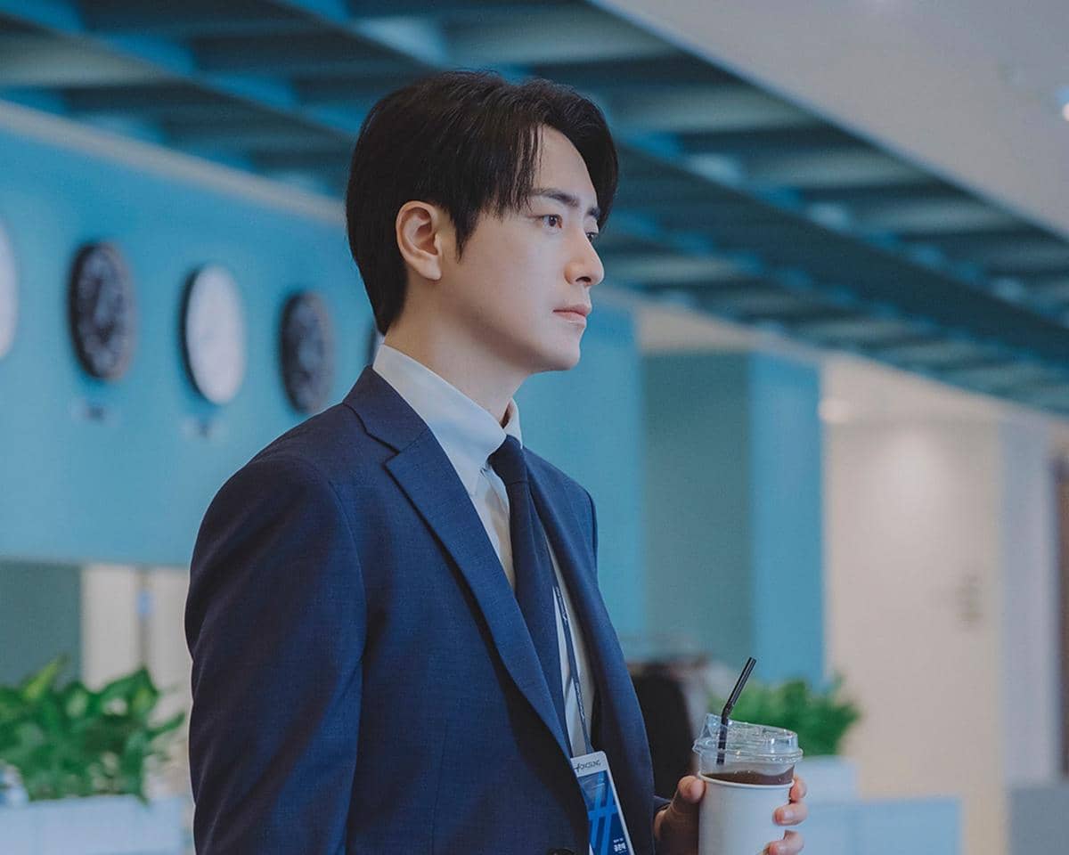 Cuplikan adegan drama Korea The Ordinary Jackpot yang dibagikan melalui akun X CJnDrama, memperlihatkan suasana serial.