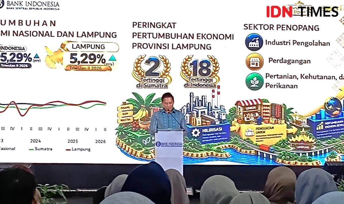 Anggota Dewan Gubernur Bank Indonesia, Thomas A.M. Djiwandono menghadiri opening ceremony Lampung Begawi x SigerFest 2026 di Lampung City Mal, Jumat (18/9/2026). (IDN Times/Martin L Tobing).