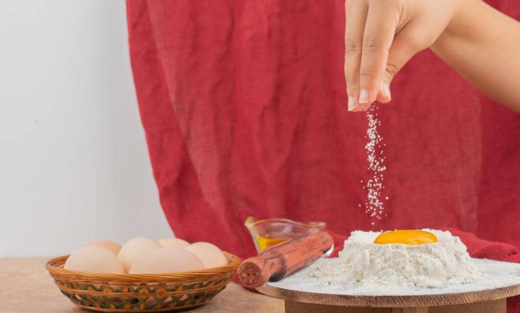 Kenapa Adonan Baking Harus Pakai Garam? Ini Alasannya!