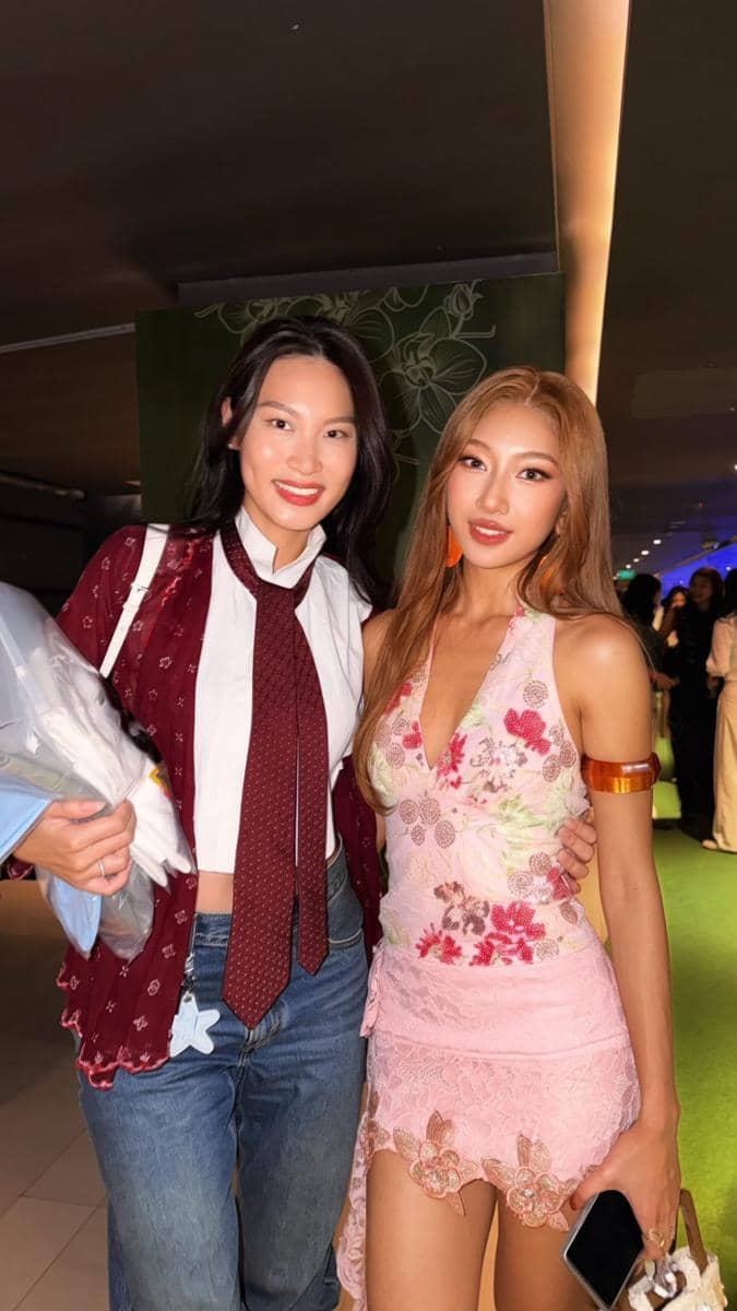Para artis menghadiri peluncuran album Island Girl dari NO NA yang dibagikan melalui unggahan Instagram Patricia Gouw.