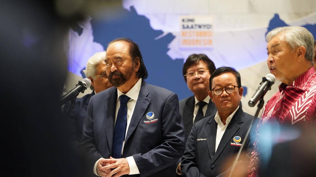 Surya Paloh: Indonesia-Malaysia Bukan Sekadar Hubungan Untung-Rugi