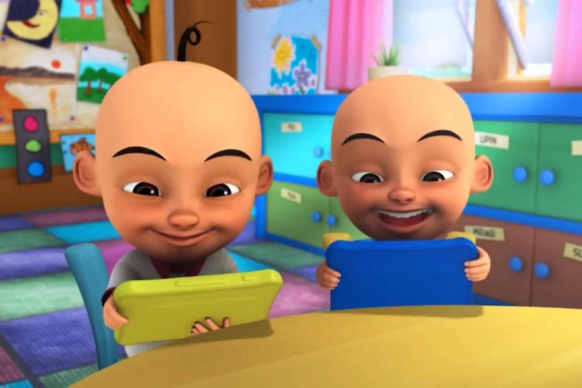 6 Dampak Negatif Jika Upin dan Ipin Punya Gadget Sendiri