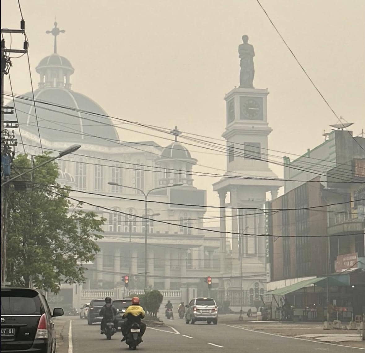 Kabut Asap Masih Mengepul, Sekolah di Pontianak Kembali Daring