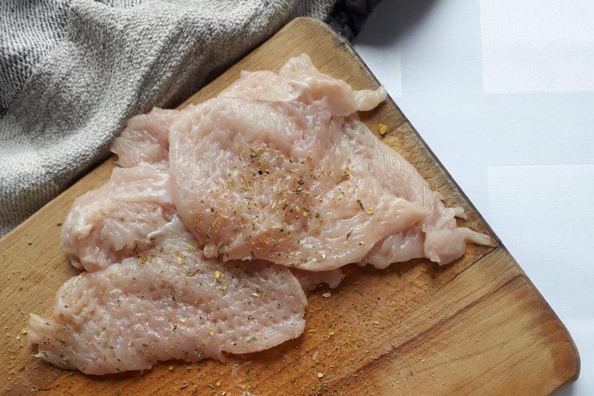 ilustrasi ayam filet