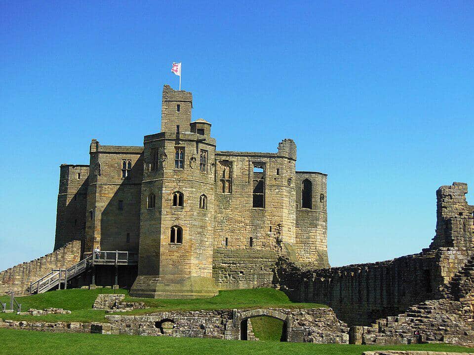 5 Fakta Kastil Warkworth, Jejak Kekuatan Keluarga Percy di Inggris