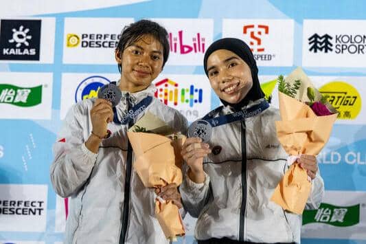 Asih/Billah Raih Perak Speed Relay Putri World Climbing Series Chongqing