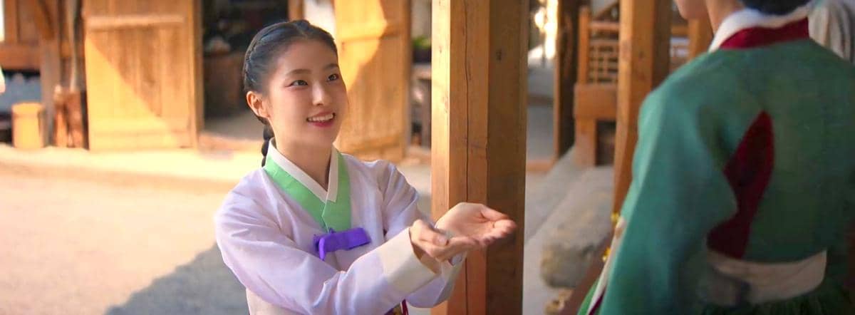 Shin Yoon Ha di The Scandal